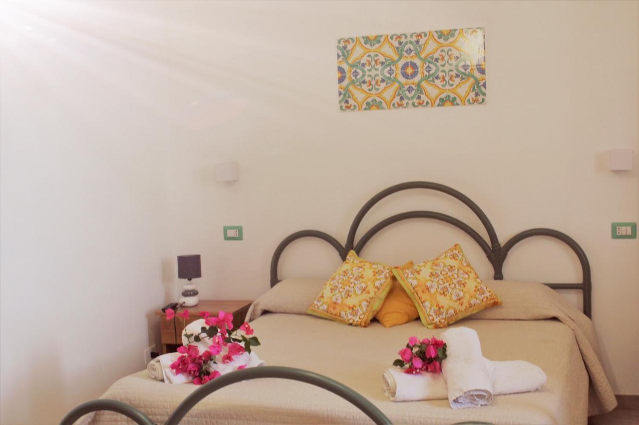 Bed & Breakfast Casa Papiro 3*