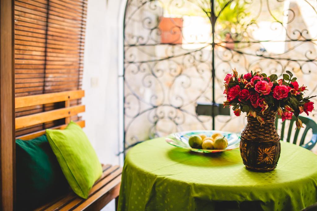 Casa Papiro Bed & Breakfast
